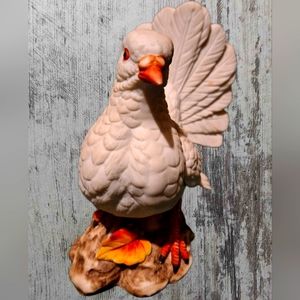 Gorham The Gallery Birds Collection Porcelain 6" DOVE Perched on a Rock w Leaves